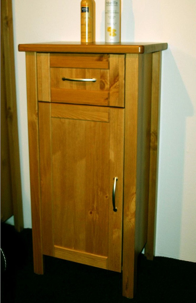 Schmaler Schrank Holz. Schmaler Schrank Bauernmbel Fichte Weichholz ... Schmaler Schrank Holz. Schmaler Schrank Bauernmbel Fichte Weichholz ...