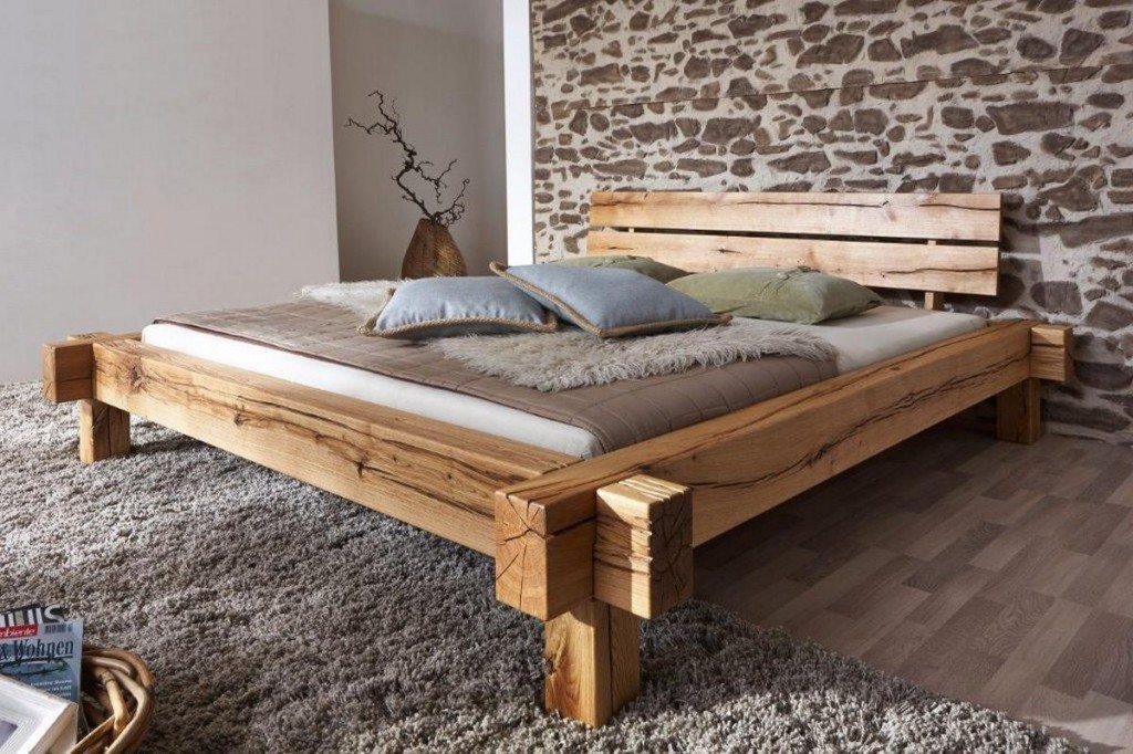 Massivholz Balkenbett 200×200 Bett Rustikal Doppelbett Wildeiche Bett Aus Holz Mit Gepolstertem Kopfteil ~ Massivholz Balkenbett 200×200 Bett Rustikal Doppelbett Wildeiche