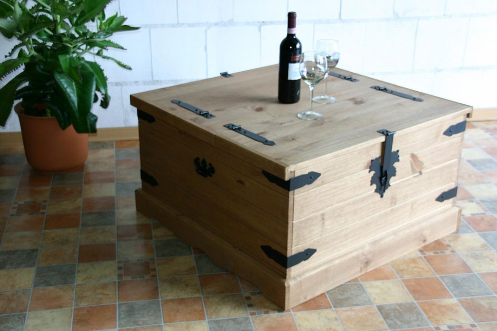 Massivholz truhentisch couchtisch holztruhe mexico style pinie ...