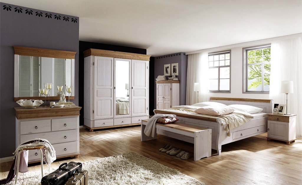 Massivholz Schlafzimmer-Set komplett Kiefer massiv weiß antik