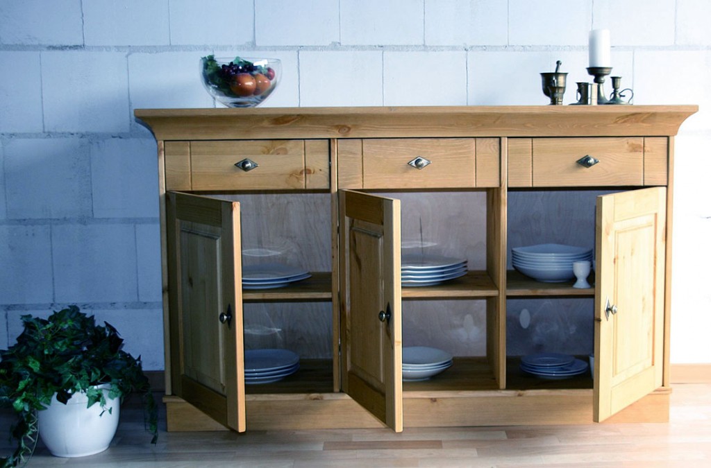Yarialcom = Sideboard Kiefer Gelaugt Geölt Gebraucht Yarialcom = Sideboard Kiefer Gelaugt Geölt Gebraucht